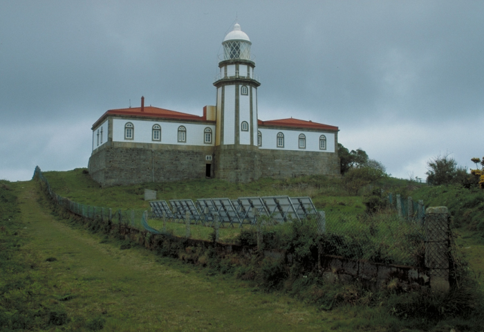 La Autoridad Portuaria acomete obras de mejora de la seguridad en el entorno del faro de Ons
