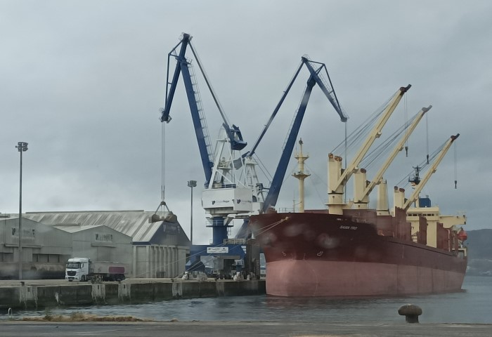 O porto rexistra un aumento do 18,7% no primeiro cuatrimestre do ano
