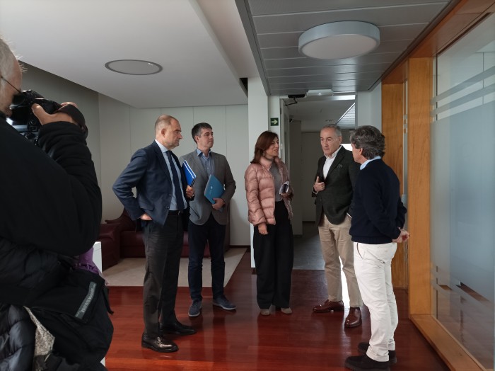 A conselleira de Medio Ambiente e o presidente da Autoridade Portuaria abordan novas vías de colaboración